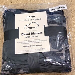Little Sleepies Vintage Camo Large Cloud Blanket
